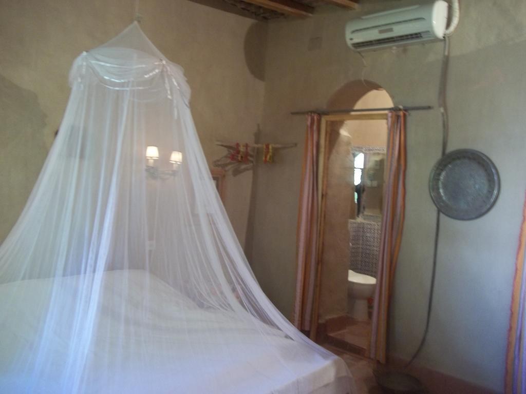 Nour El Balad Hotel Луксор Стая снимка